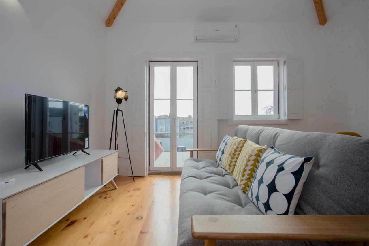 Liiiving In Porto | Historic & Sunny Terrace Appartement Buitenkant foto