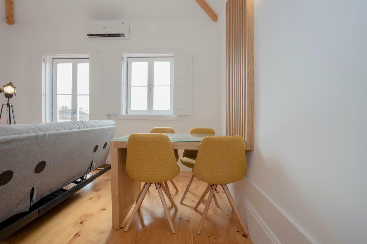 Liiiving In Porto | Historic & Sunny Terrace Appartement Buitenkant foto